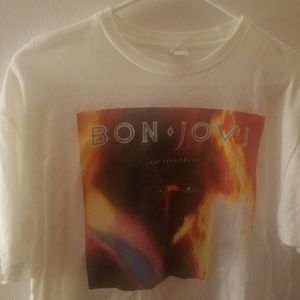 Bon Jovi Women's Large 1985 Tour T-Shirt